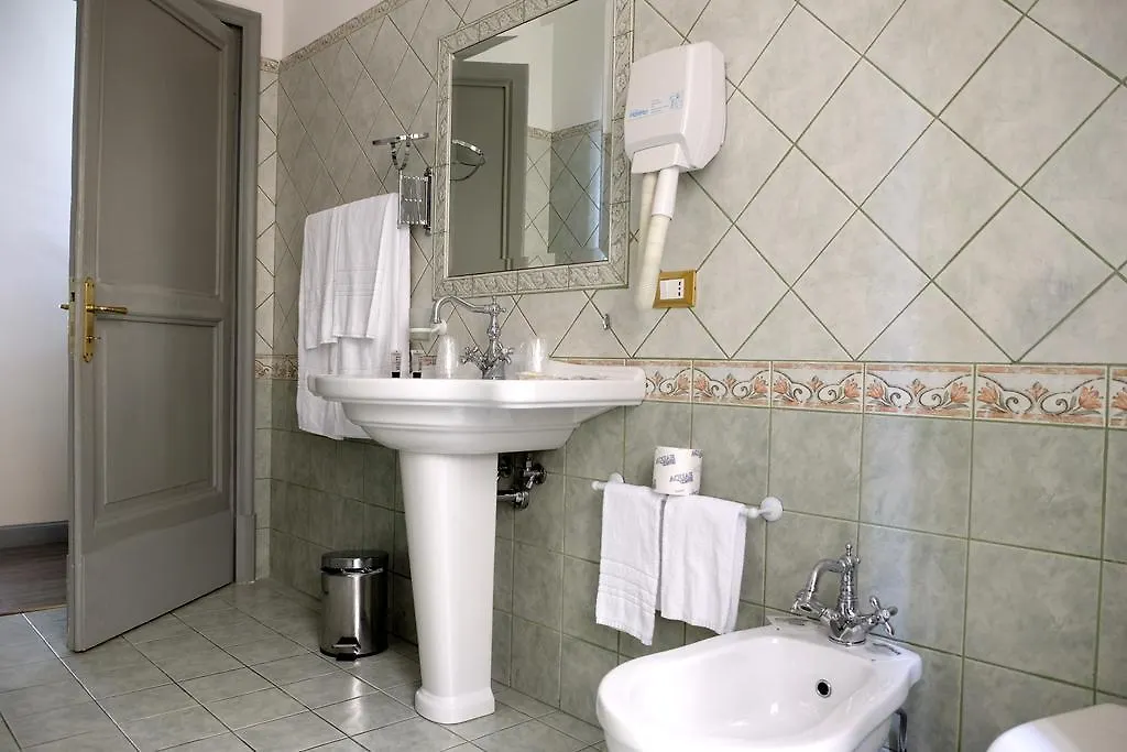 Sleep In Rome Ludovisi Bed & Breakfast 2*,